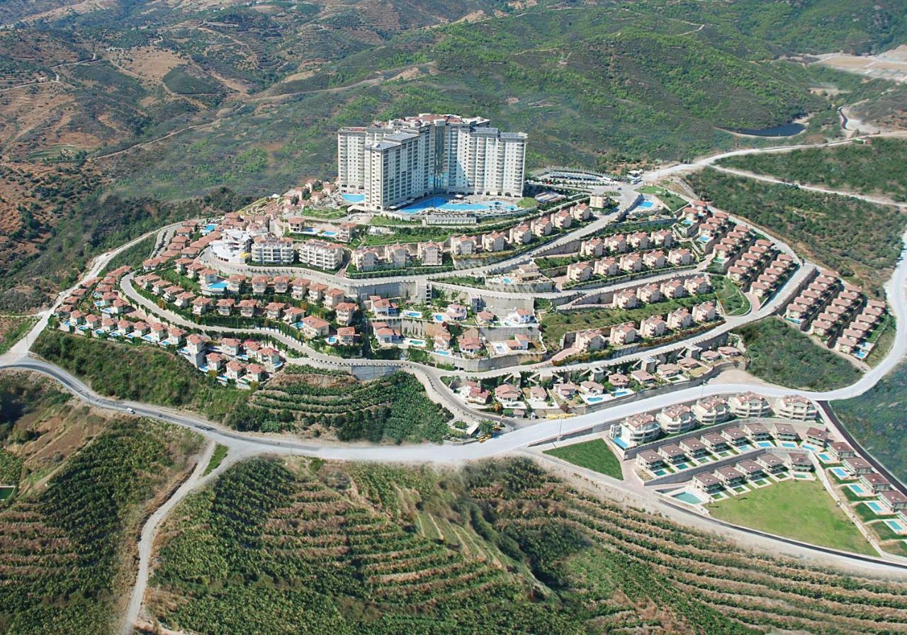 Gold City 1+1 Villa In Free Aquapark Alanya Exteriör bild