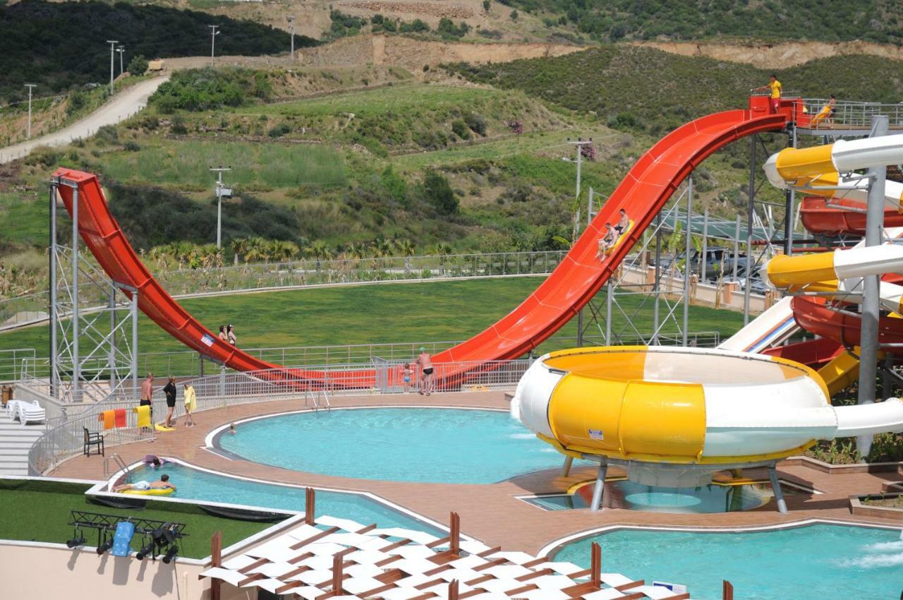 Gold City 1+1 Villa In Free Aquapark Alanya Exteriör bild