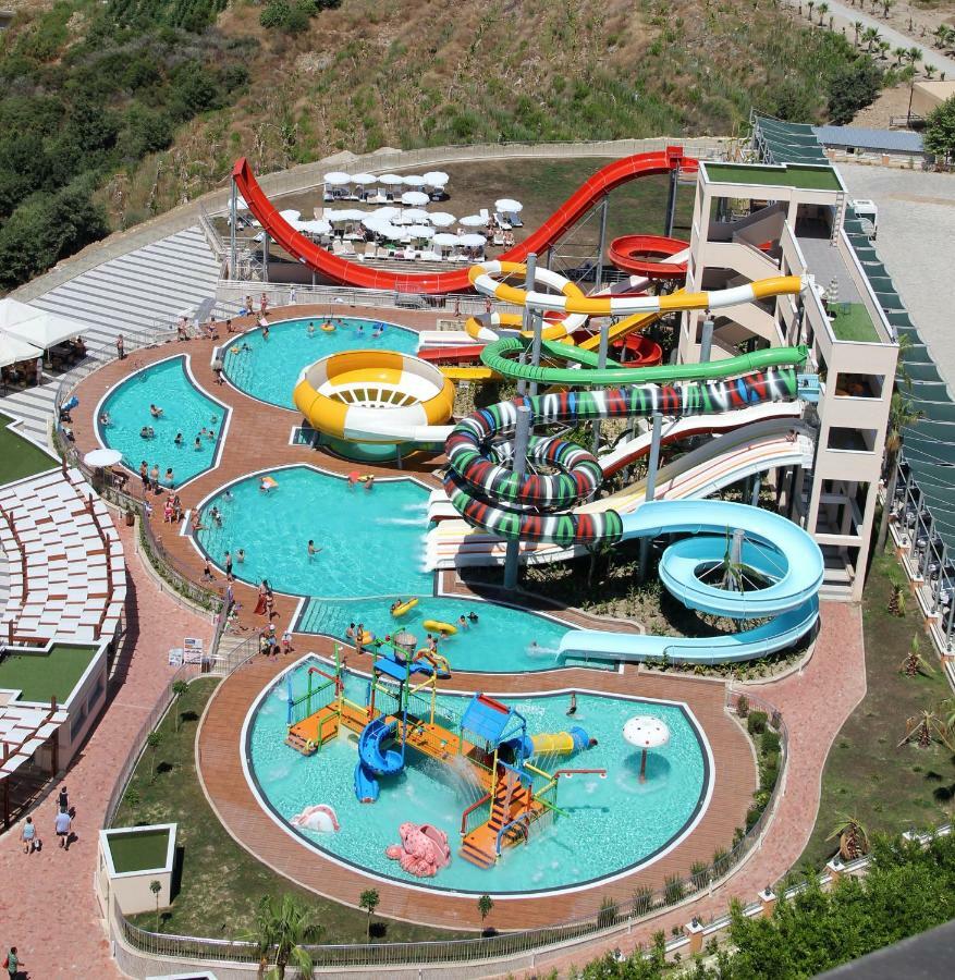 Gold City 1+1 Villa In Free Aquapark Alanya Exteriör bild