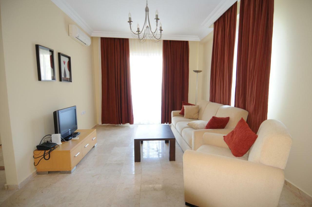 Gold City 1+1 Villa In Free Aquapark Alanya Exteriör bild